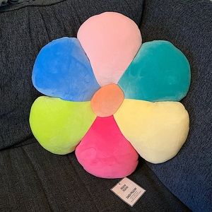 Rainbow Daisy Throw Pillow